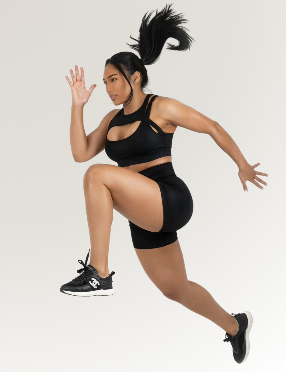 NOIR SEAMLESS SCRUNCH SHORTS CubanFit