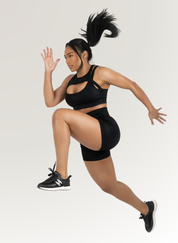 NOIR SEAMLESS SCRUNCH SHORTS CubanFit