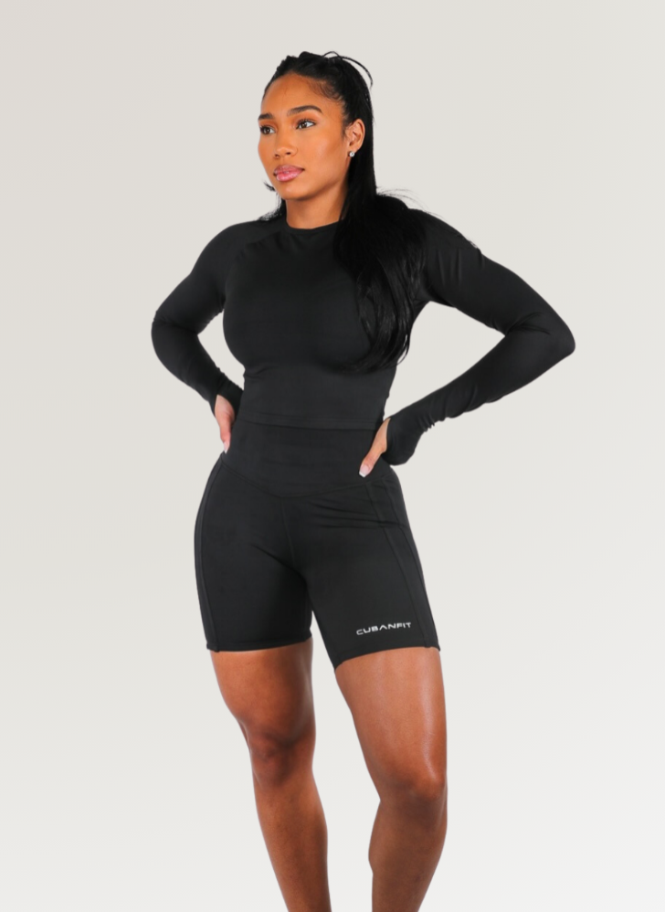 NOIR GLOW GIRL SHORTS CUBANFIT